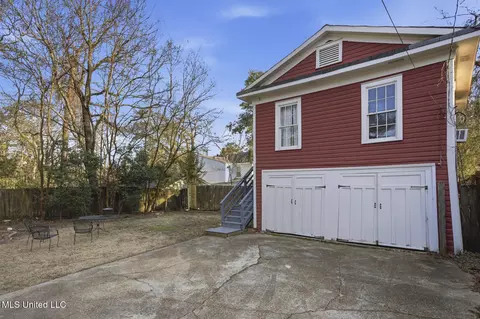 Exterior - 801 Arlington St, Jackson, MS 39202 photo 8 of 9