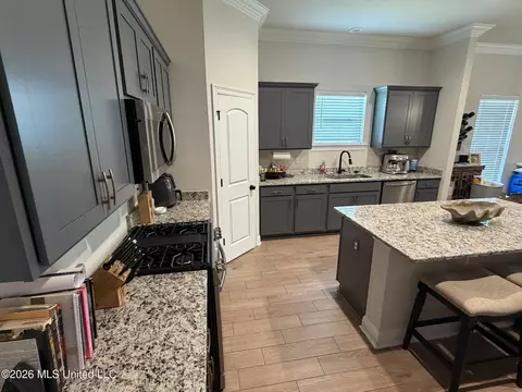 Kitchen - 857 Ahoy Dr, Biloxi, MS 39532 photo 2 of 3