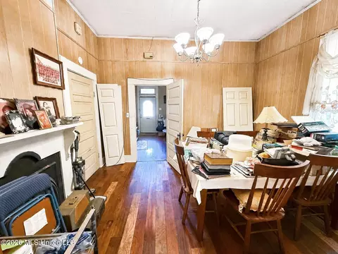 Dining - 703 Avenue E, Mccomb, MS 39648 photo 1 of 1