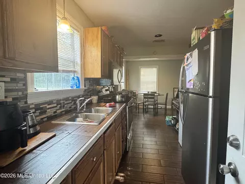 Kitchen - 3622 Bailey Ave, Jackson, MS 39213 photo 1 of 1
