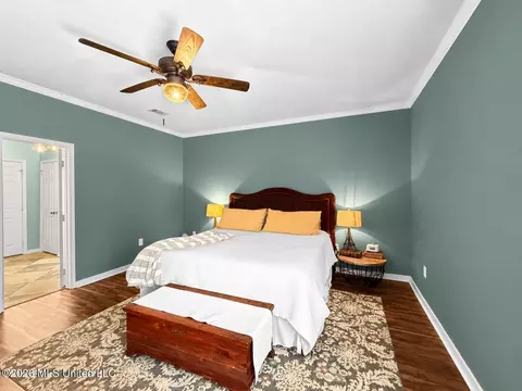 Bedroom - 260 Mallard Dr, Brandon, MS 39047 photo 2 of 4