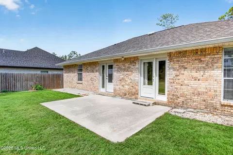 Exterior - 79297 E Diamondhead Dr, Diamondhead, MS 39525 photo 4 of 7