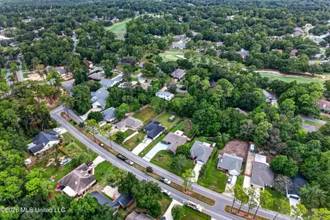 View/Area - 79297 E Diamondhead Dr, Diamondhead, MS 39525 photo 9 of 9