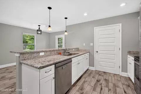 Other - 916 Central Ave, Picayune, MS 39466 photo 11 of 12