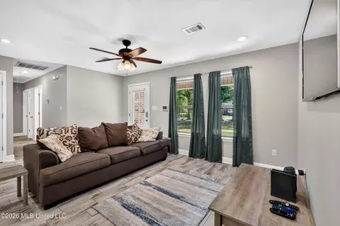Other - 916 Central Ave, Picayune, MS 39466 photo 6 of 12