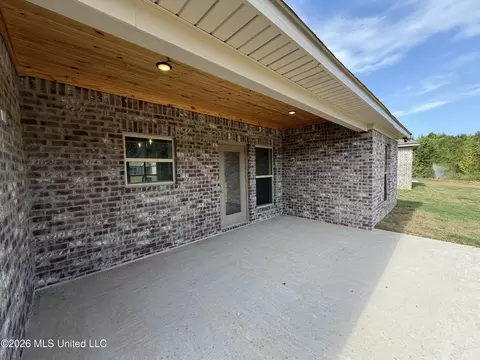 Exterior - 116 Newport Dr, Canton, MS 39046 photo 3 of 4