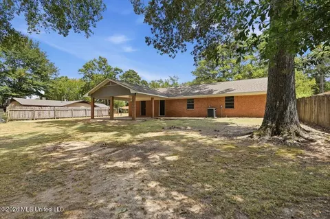 Exterior - 477 Robert Michael Dr, Pearl, MS 39208 photo 6 of 6