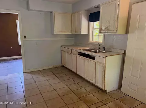 1159 W Mcdowell Rd, Jackson, MS 39204 photo 8