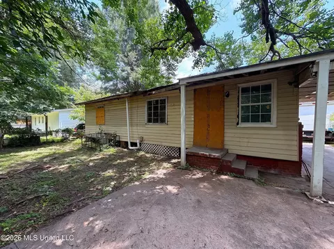 1159 W Mcdowell Rd, Jackson, MS 39204 photo 2