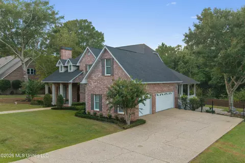 Exterior - 7820 Rushing Oaks Dr, Biloxi, MS 39532 photo 8 of 45