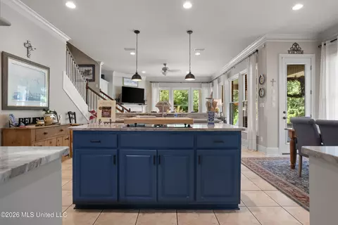 Kitchen - 7820 Rushing Oaks Dr, Biloxi, MS 39532 photo 12 of 14