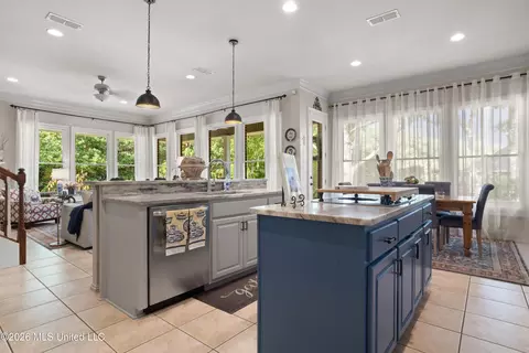 Kitchen - 7820 Rushing Oaks Dr, Biloxi, MS 39532 photo 6 of 14