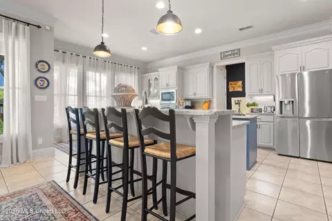 Kitchen - 7820 Rushing Oaks Dr, Biloxi, MS 39532 photo 9 of 14
