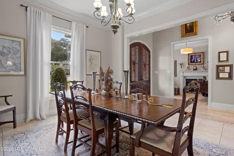 Dining - 7820 Rushing Oaks Dr, Biloxi, MS 39532 photo 8 of 8