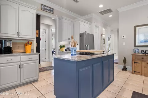 Kitchen - 7820 Rushing Oaks Dr, Biloxi, MS 39532 photo 10 of 14