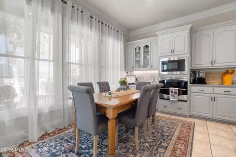 Dining - 7820 Rushing Oaks Dr, Biloxi, MS 39532 photo 1 of 8