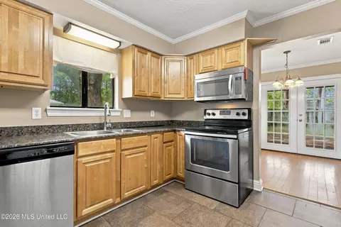 Kitchen - 1 Fox Trot, Diamondhead, MS 39525 photo 1 of 2