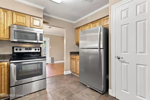 Kitchen - 1 Fox Trot, Diamondhead, MS 39525 photo 2 of 2