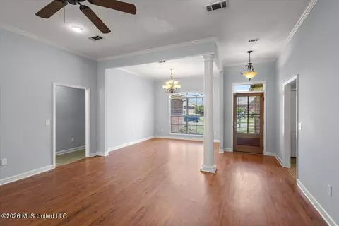 Living - 217 Calhoun Dr, Madison, MS 39110 photo 2 of 4