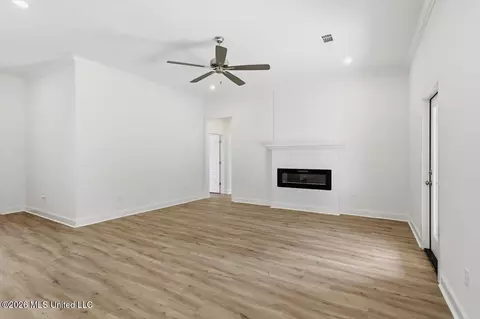 Living - 113 Newport Dr, Canton, MS 39046 photo 4 of 4