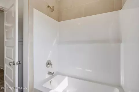 Bath - 113 Newport Dr, Canton, MS 39046 photo 4 of 4