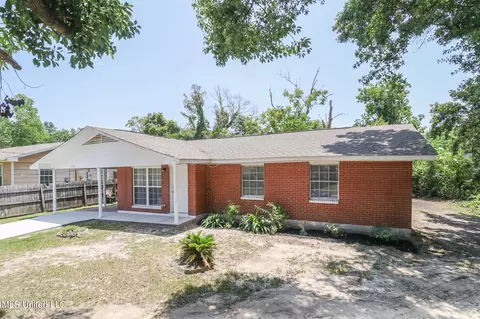 1300 29th St, Gulfport, MS 39501