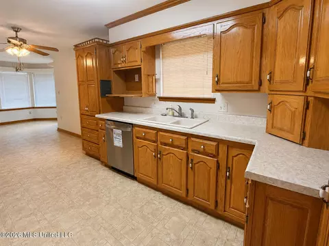 Kitchen - 709 Hillcrest Loop, Petal, MS 39465 photo 1 of 3