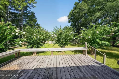 Exterior - 161 Stonegate Dr, Madison, MS 39110 photo 4 of 6