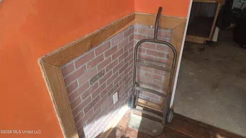 Entry Way - 4352 Williams Rd, Hernando, MS 38632 photo 7 of 8