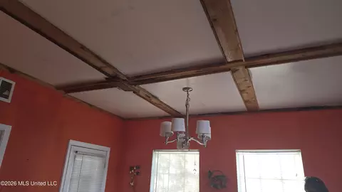 Dining - 4352 Williams Rd, Hernando, MS 38632 photo 1 of 2