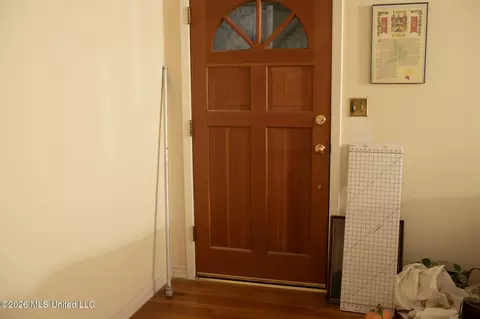 Entry Way - 5447 Venetian Way, Jackson, MS 39211 photo 2 of 4