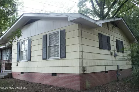 Exterior - 5447 Venetian Way, Jackson, MS 39211 photo 1 of 3