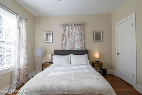 Bedroom - 522 Taylor St, Jackson, MS 39216 photo 5 of 6