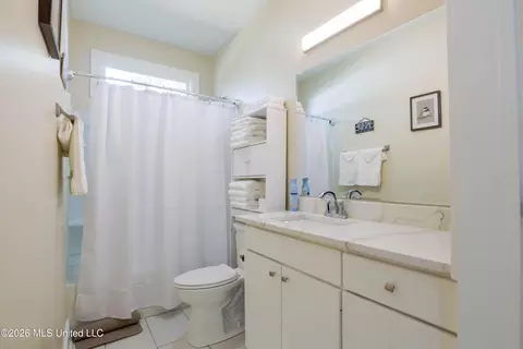 Bath - 522 Taylor St, Jackson, MS 39216 photo 1 of 1