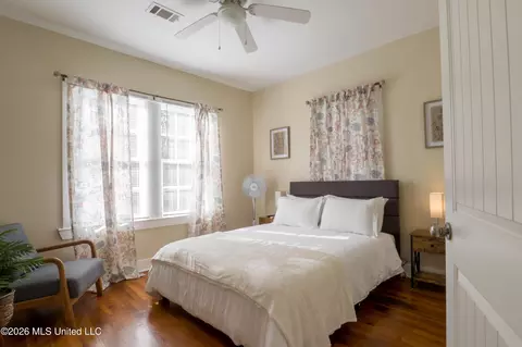 Bedroom - 522 Taylor St, Jackson, MS 39216 photo 4 of 6