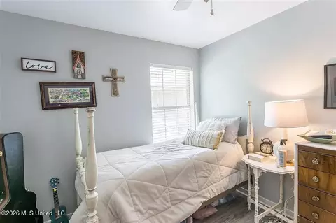 Bedroom - 481 Mockingbird Cir, Brandon, MS 39047 photo 4 of 5