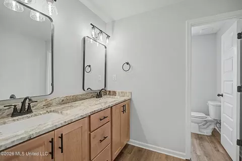 Bath - 8130 Soaring Oaks Dr, Walls, MS 38680 photo 6 of 7
