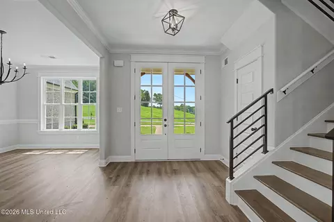 Entry Way - 8130 Soaring Oaks Dr, Walls, MS 38680 photo 1 of 4
