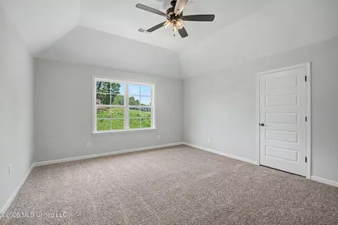 Bedroom - 8130 Soaring Oaks Dr, Walls, MS 38680 photo 5 of 5