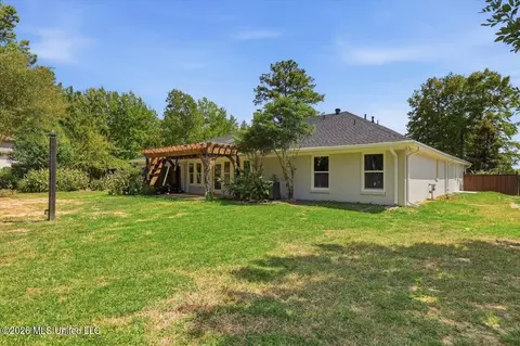 Exterior - 6430 Manship Rd, Brandon, MS 39047 photo 7 of 11