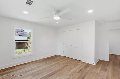 Bedroom - 6430 Manship Rd, Brandon, MS 39047 photo 3 of 7