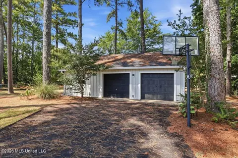 Exterior - 6430 Manship Rd, Brandon, MS 39047 photo 9 of 11