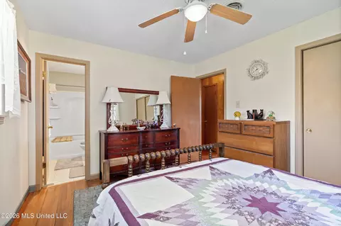 Bedroom - 401 Black Bear Cv, Hernando, MS 38632 photo 6 of 6