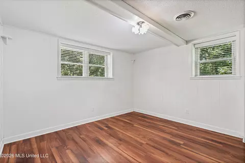 Bedroom - 867 Green Acres Dr, Hernando, MS 38632 photo 1 of 7