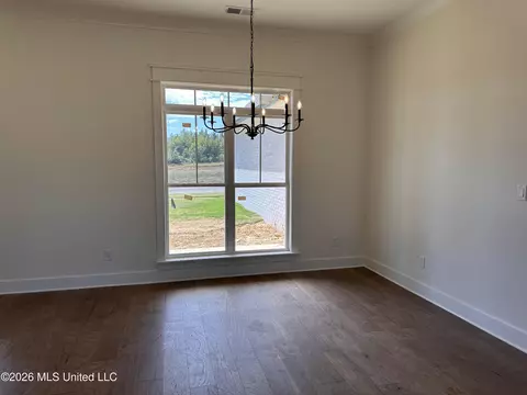 Dining - 4280 Edison Dr, Nesbit, MS 38651 photo 1 of 3