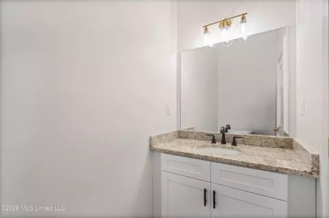 Bath - 2133 Timber Ln, Hernando, MS 38632 photo 1 of 5