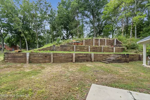 Exterior - 2133 Timber Ln, Hernando, MS 38632 photo 5 of 7
