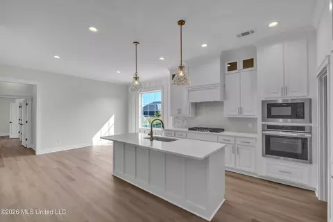 Kitchen - 118 Mission Park Dr, Madison, MS 39110 photo 1 of 2