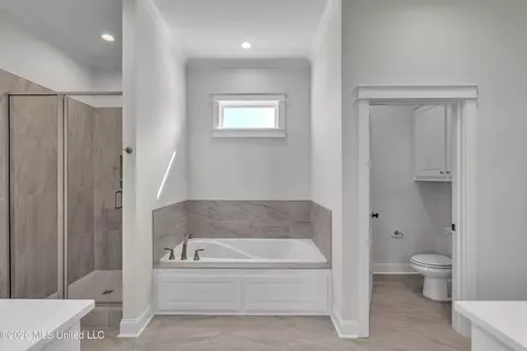 Bath - 118 Mission Park Dr, Madison, MS 39110 photo 1 of 3