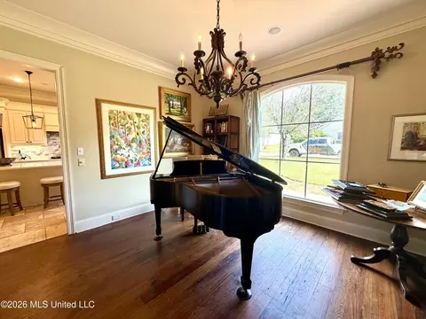 Dining - 809 Beaumont Dr, Madison, MS 39110 photo 1 of 1